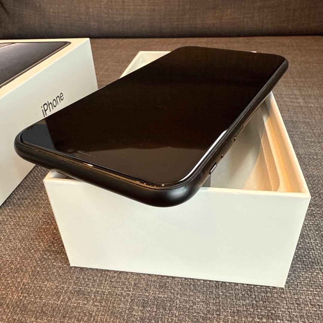 スマートフォン本体 iPhone XR White 64 GB Softbank