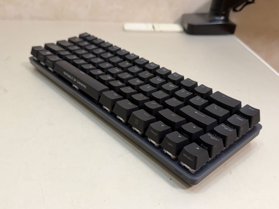 ASUS M602 ROG FALCHION ACE／NXRD／BLKキーボード