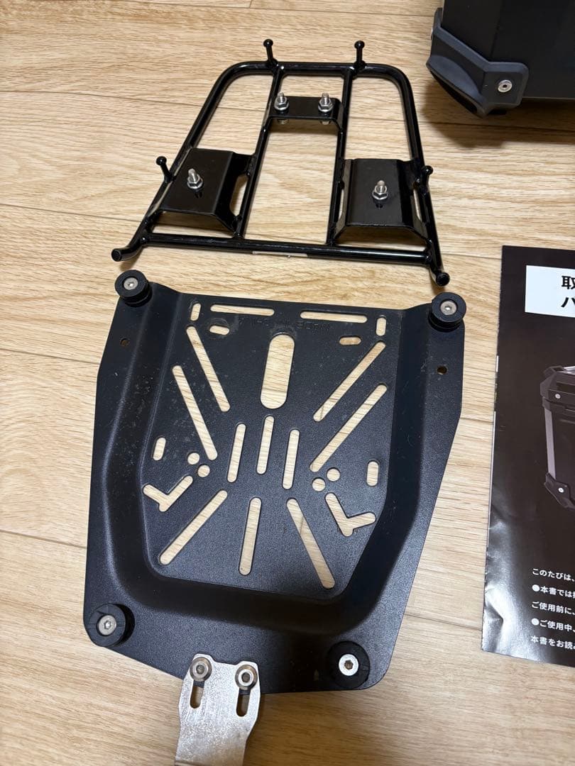 バイク用リアボックス55ℓ、サーモスクーラーバック付き