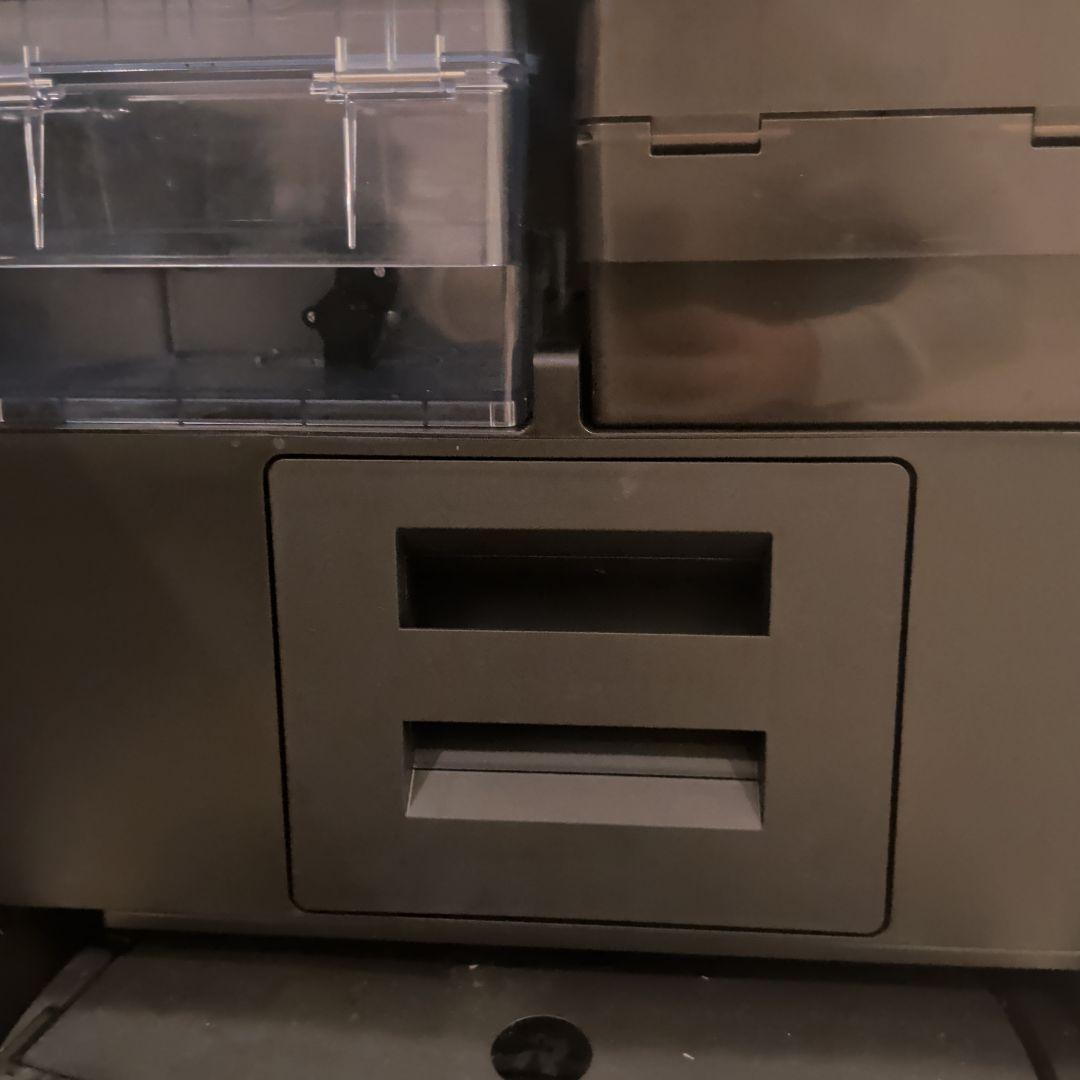 元値約20万円！1年使用　水拭きと掃除機がけ両方超優秀ルンバCombo10MAX