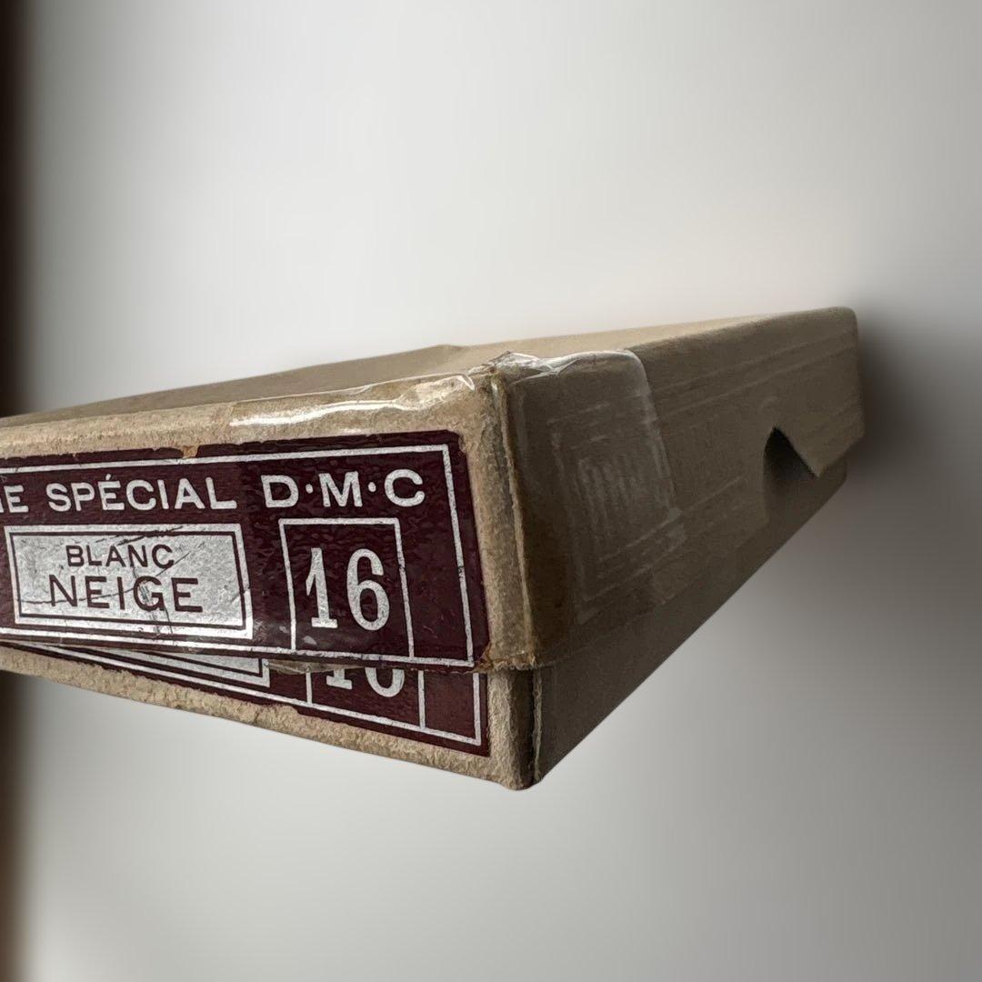 アンティーク　DMC 刺繍糸　白糸　ディスプレイ