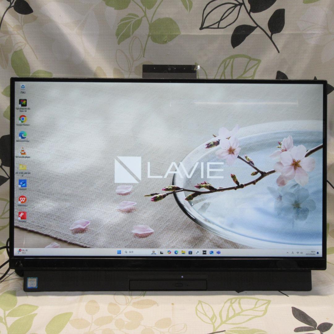 Win11公式対応8世代Corei5/メ16/SSD+HDD/ブルーレイ/カメラ