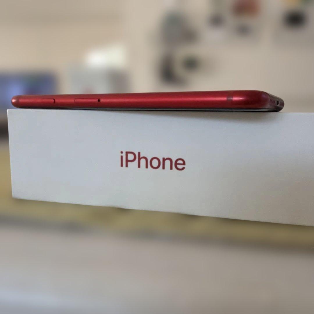 iPhone SE 第2世代　64GB RED SIMフリー　本体