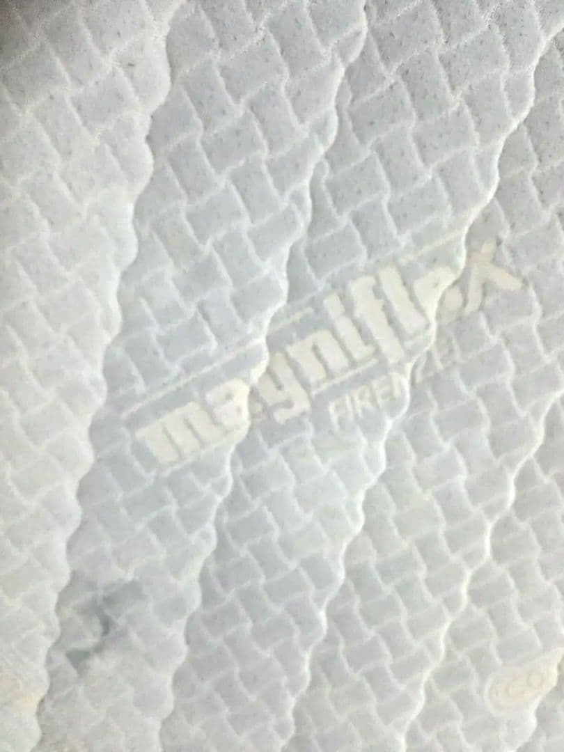 【中古】マニフレックス、イタリア、シングルマットレス EU基準、髙反発