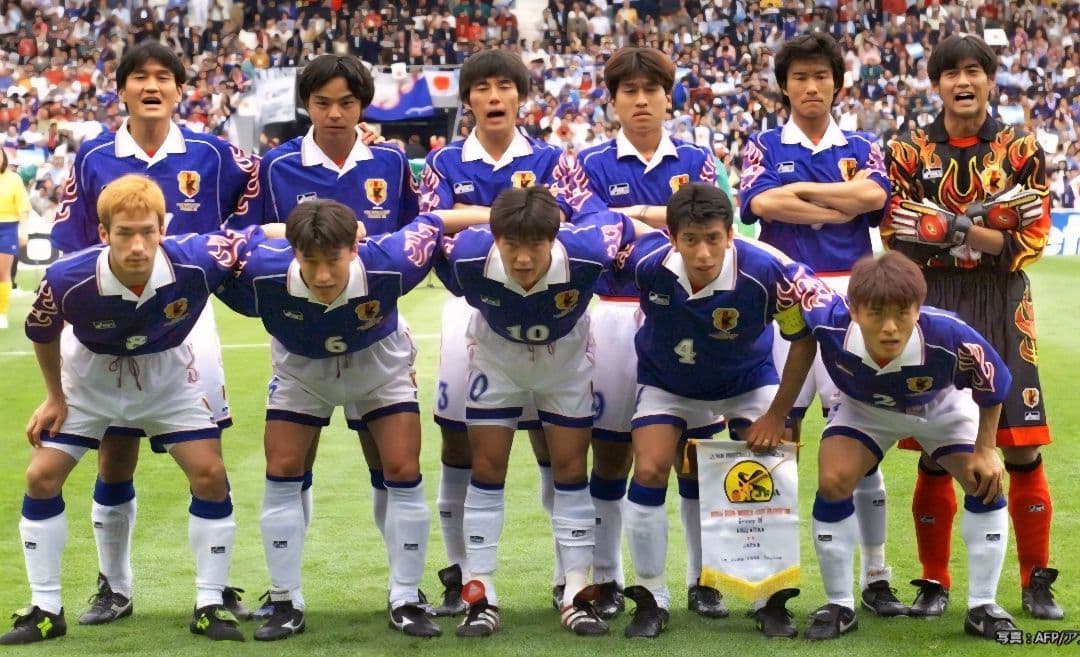 n*8様 98W杯 日本代表 炎 長袖ユニフォーム 中田英寿 #8 新品未使用タ