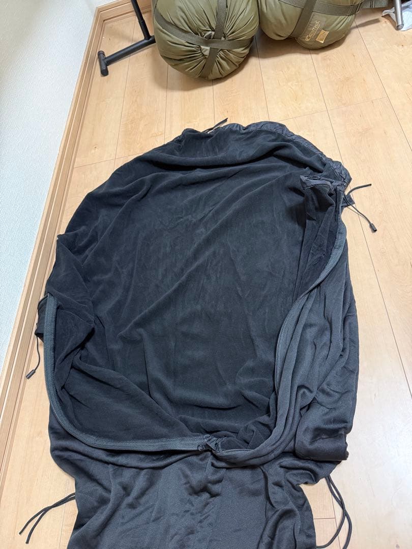 CARINTHIA Grizzly black カリンシア グリズリー