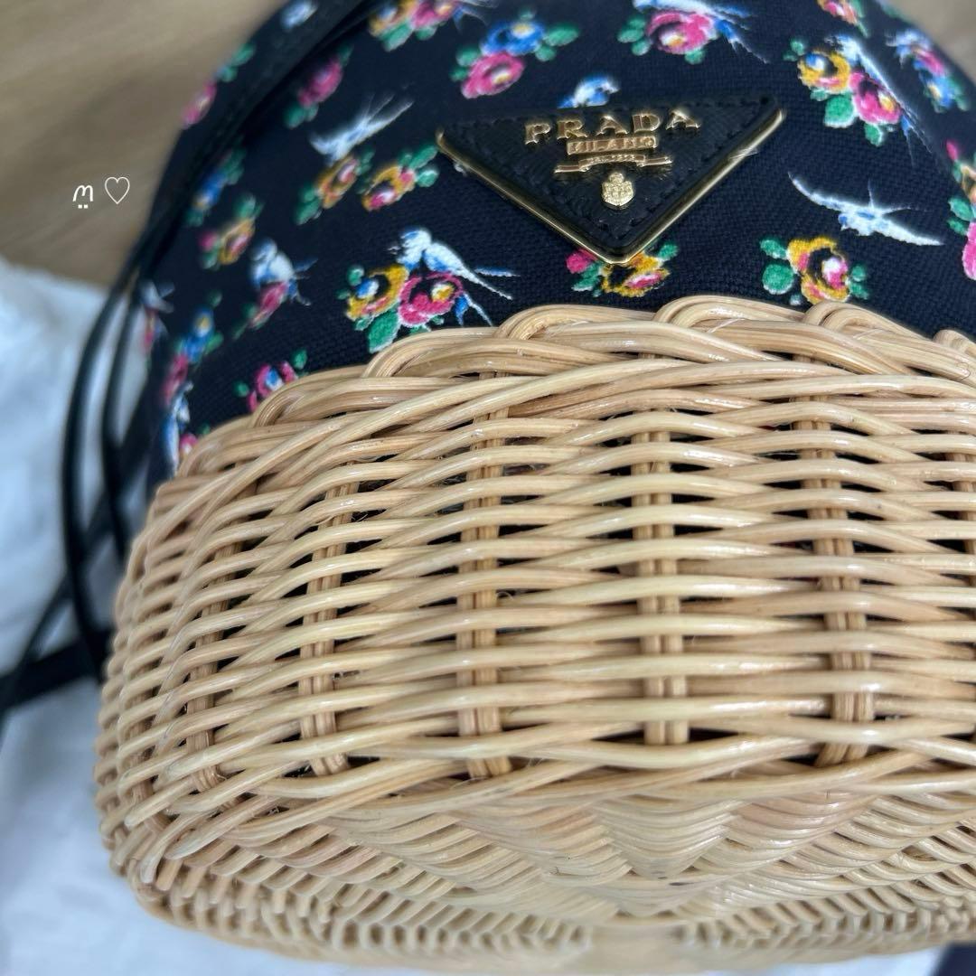 PRADAプラダ　プラージュバケットバッグ1BE04　ハンドショルダー　フラワー