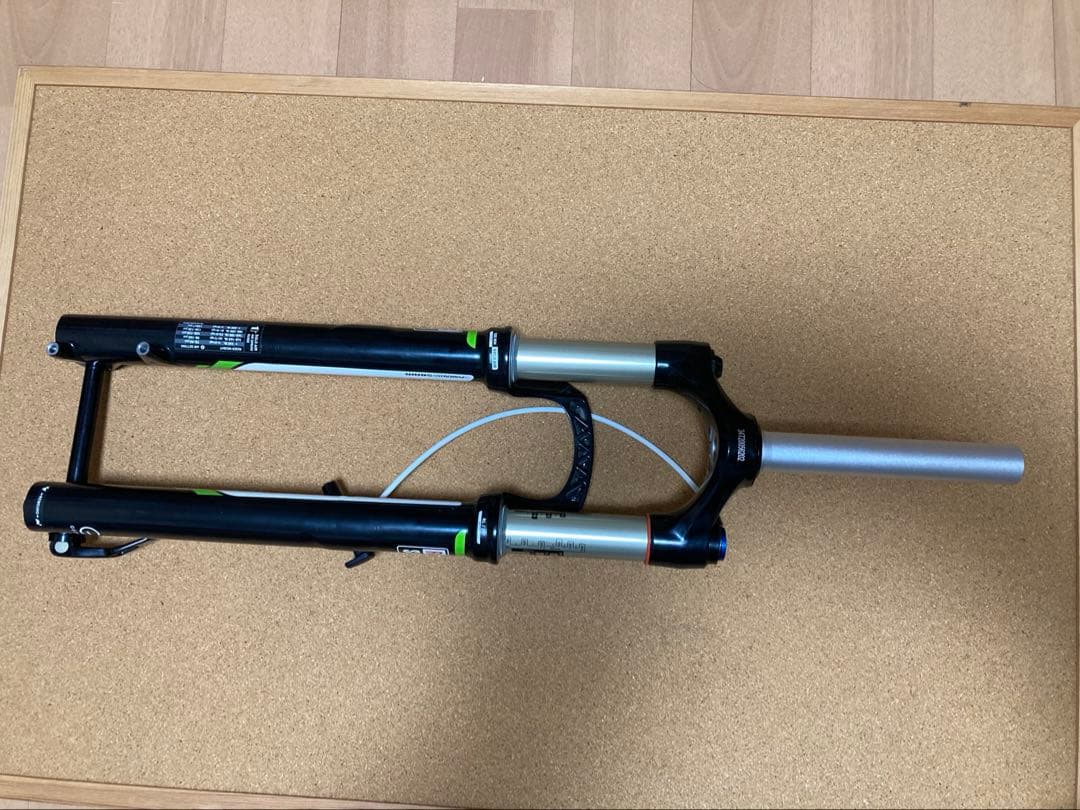 使用少ない　29インチ　ROCK SHOX REBA RL ロックショックス