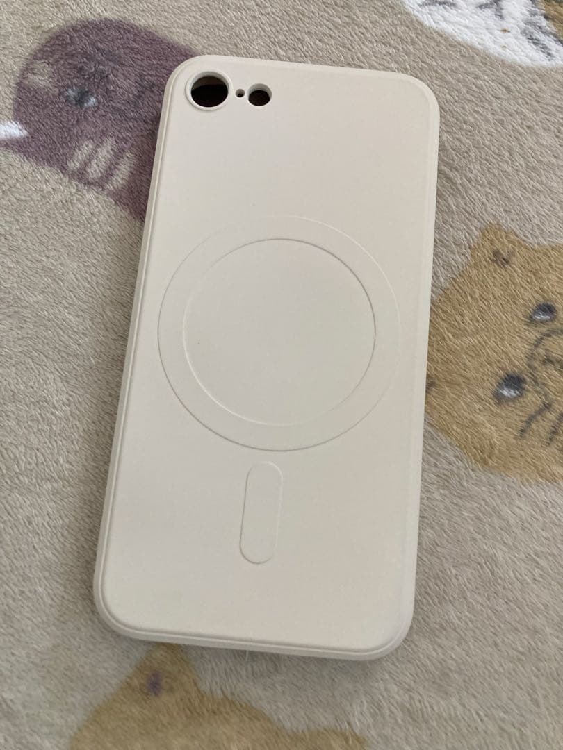 Apple iPhone SE2世代ホワイト SMフリーバッテリー82%