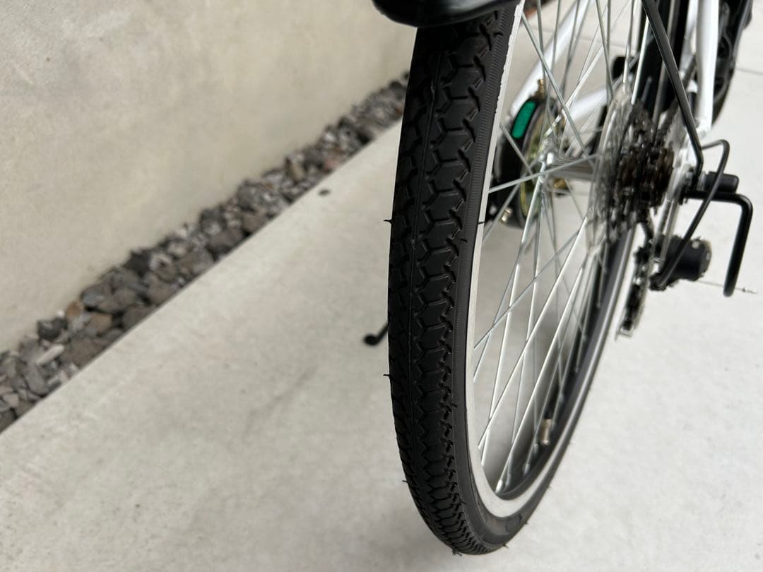 子供用自転車 24インチ　オートライト　鍵付き　シマノ６段変速　直接受渡し限定！