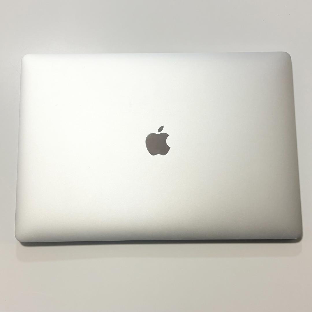 MacBook Pro 15 2017 core i7 16GB 箱/充電器付