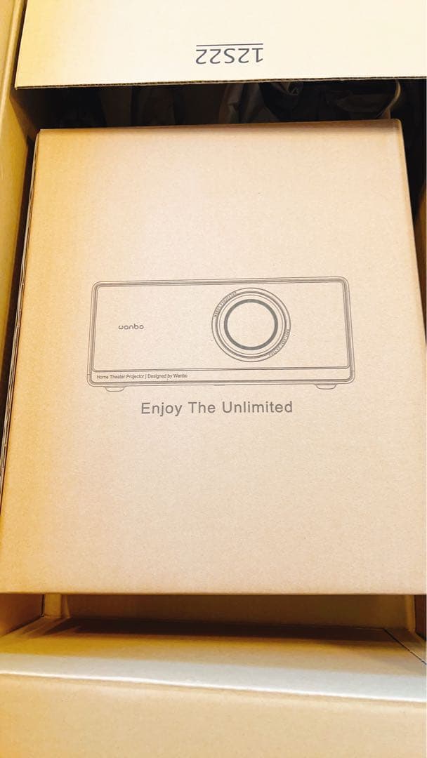 Wanbo X5 Pro　プロジェクター　4K　短距離　静音　オート　補正　5G