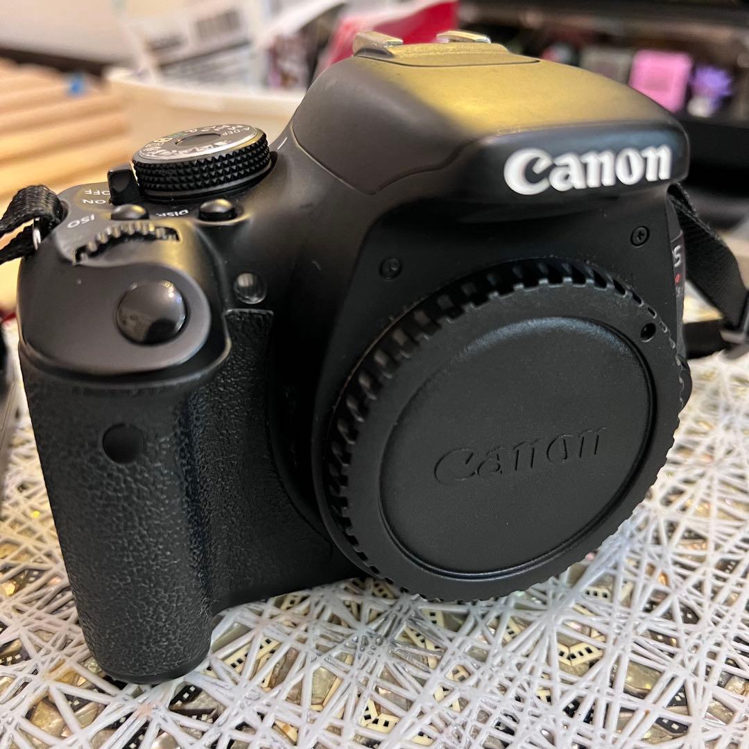 Canon EOS kiss X5デジタル一眼レフカメラ 本体ジャンク