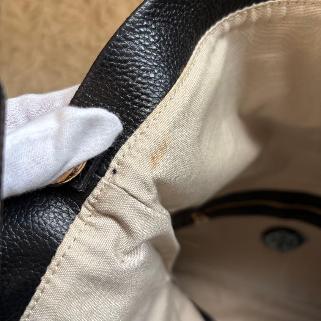 ✨トリーバーチ　デカロゴ　ショルダーバッグ　フラップ　レザー　本革　ブラック