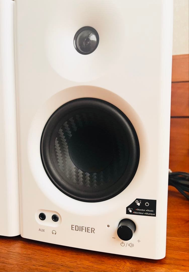 EDIFIER MR4 ホワイトスピーカー