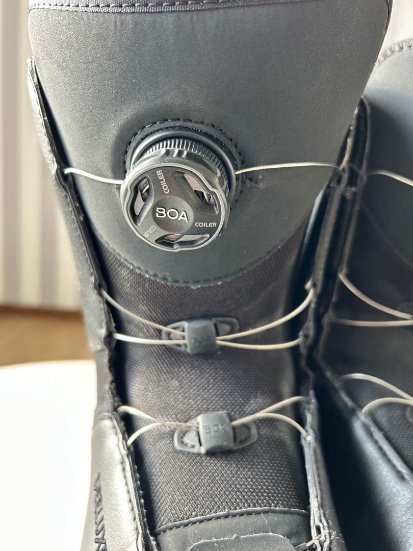 DELLUXE ブラック スノーボードブーツ　28.5cm