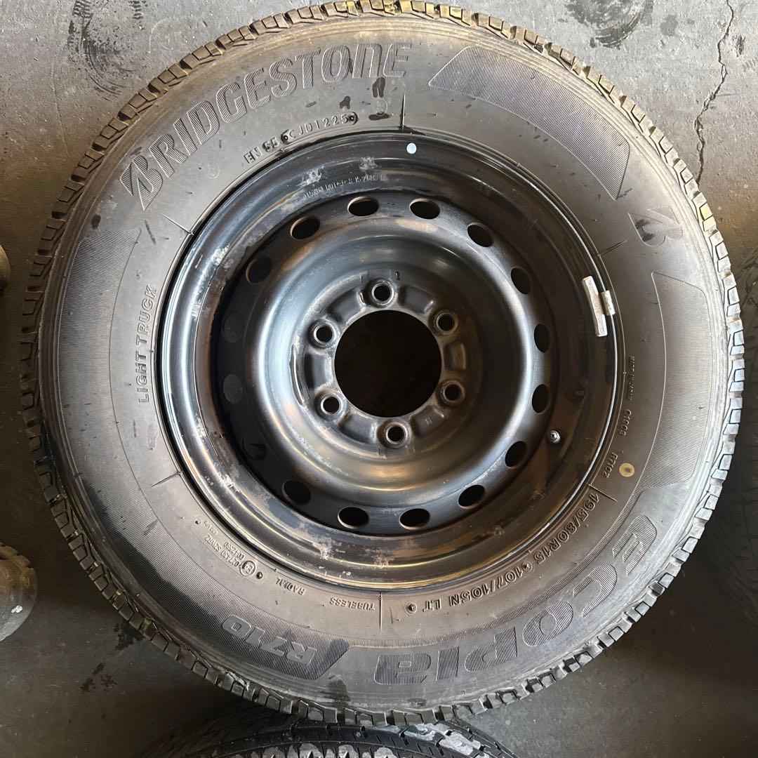 ハイエース　アルミ＆タイヤセット　195 80R 15 107 105N LT