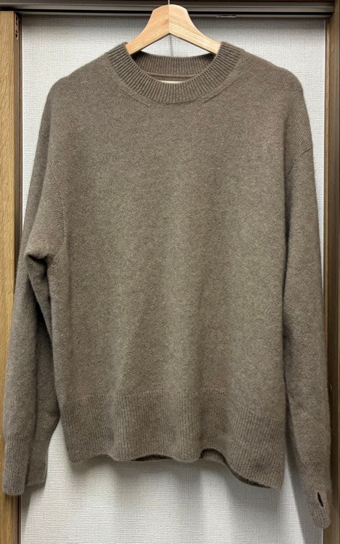YOKE カシミアホールガーメントクルーネックセーター　サイズ2