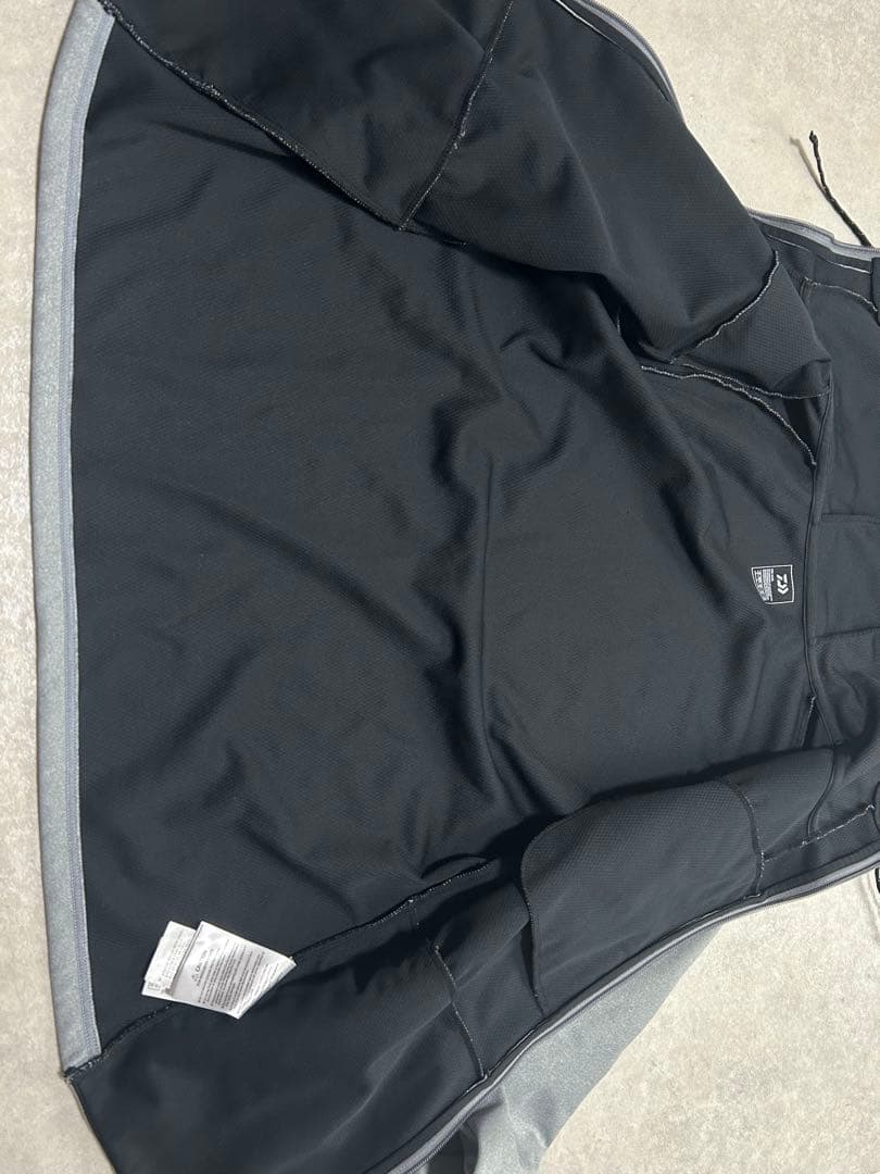 極美品 Daiwa ウインドブロックパーカー グレー L