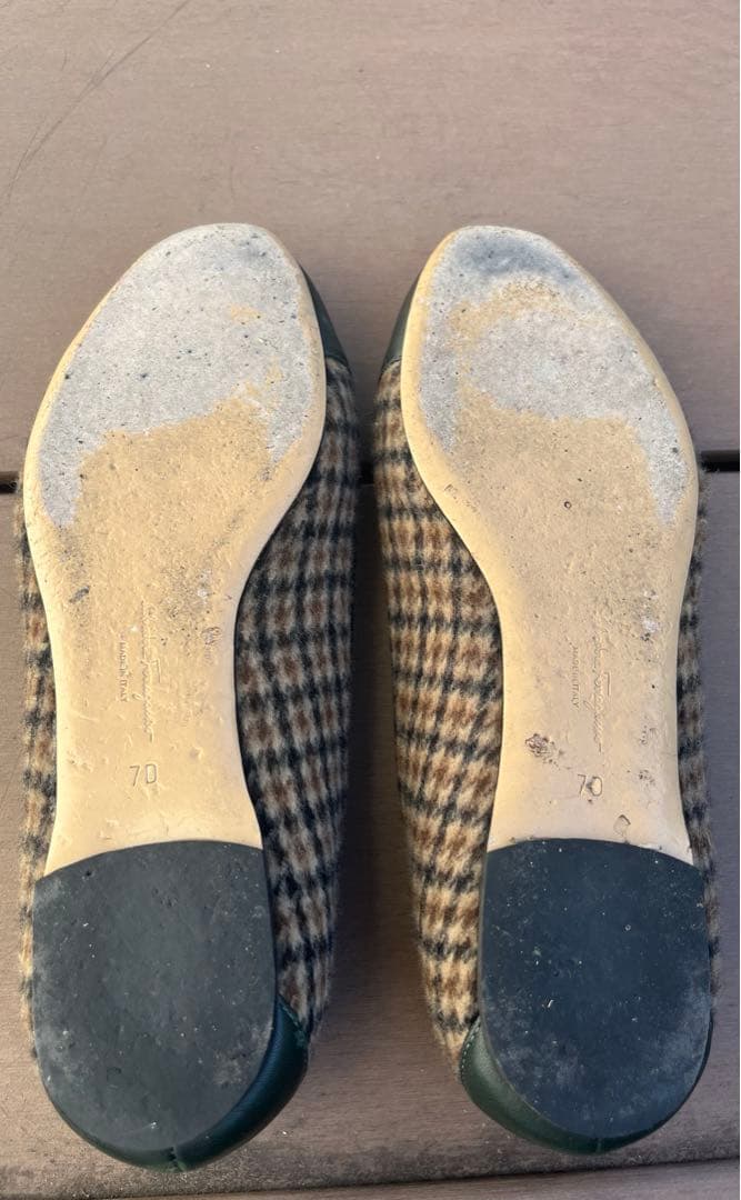 フェラガモ バレイシューズ