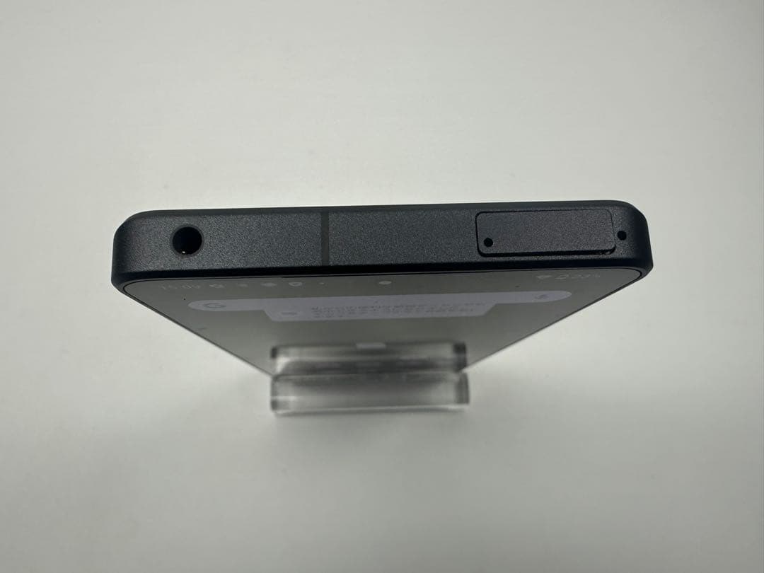 外観美品 Aquos R8 pro docomo 256gb simフリー