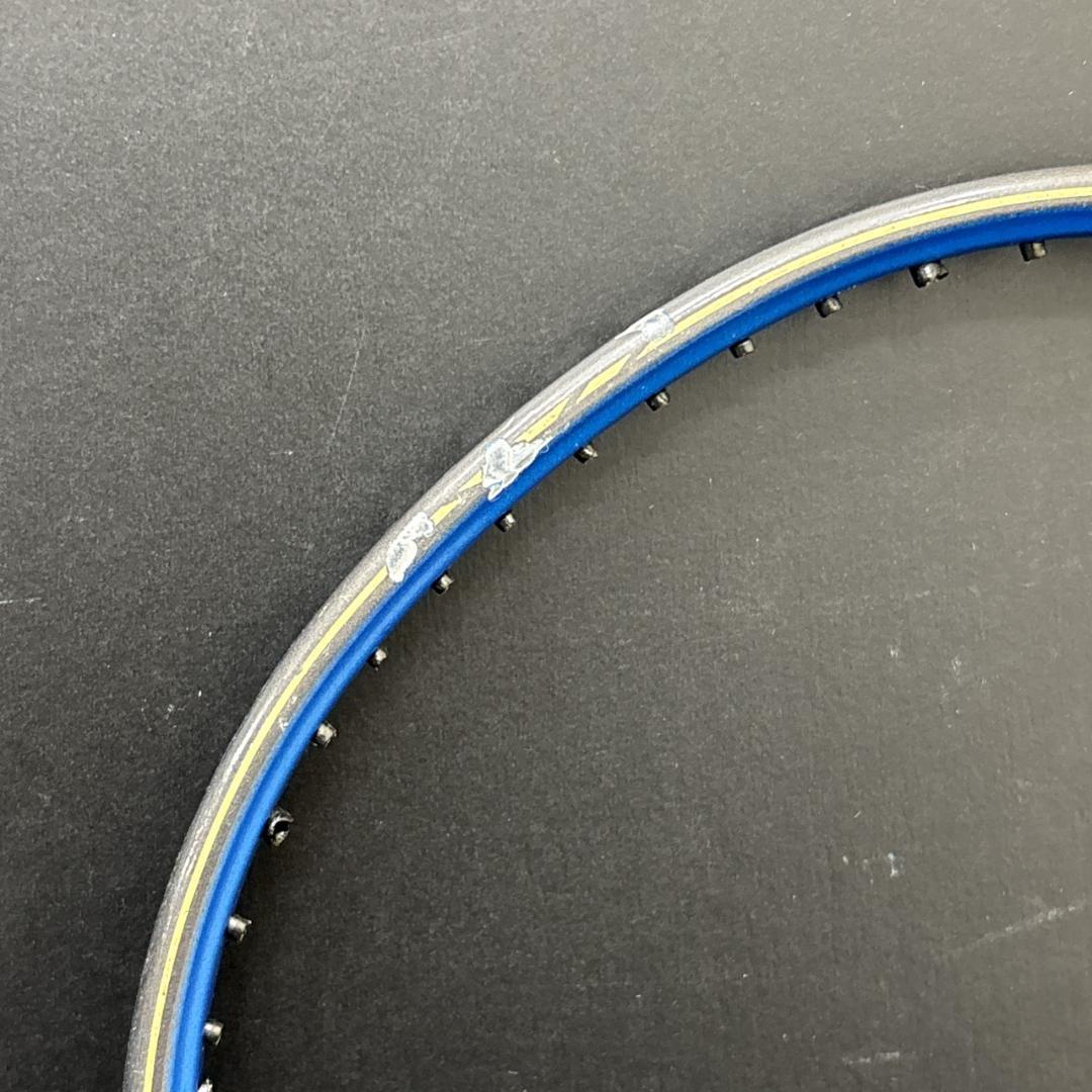 YONEX 　NANORAY　800　バトミントンラケット　ガット無し