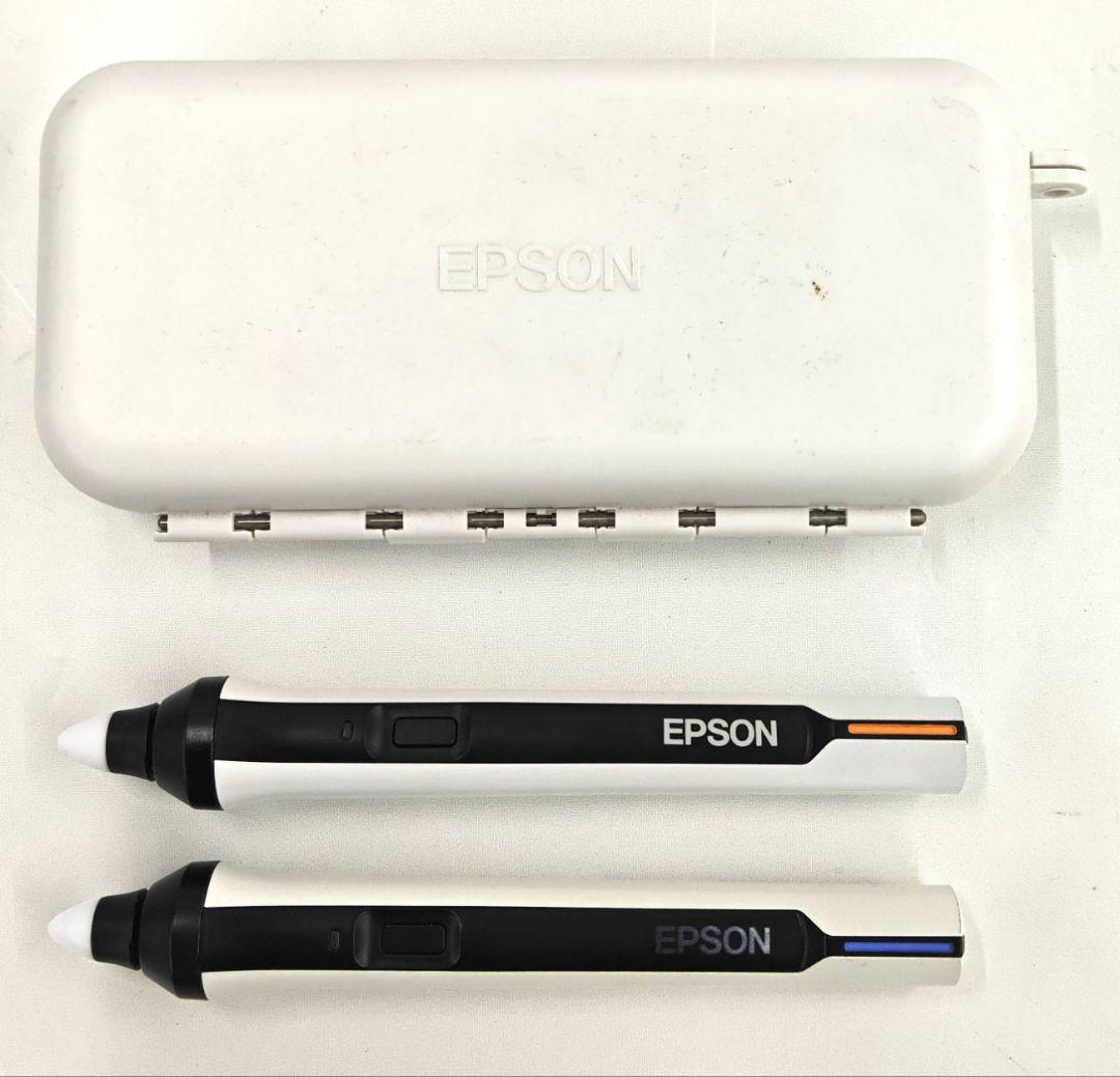 EPSON プロジェクター　EB-685WT リモコン付　1000時間台　限定品