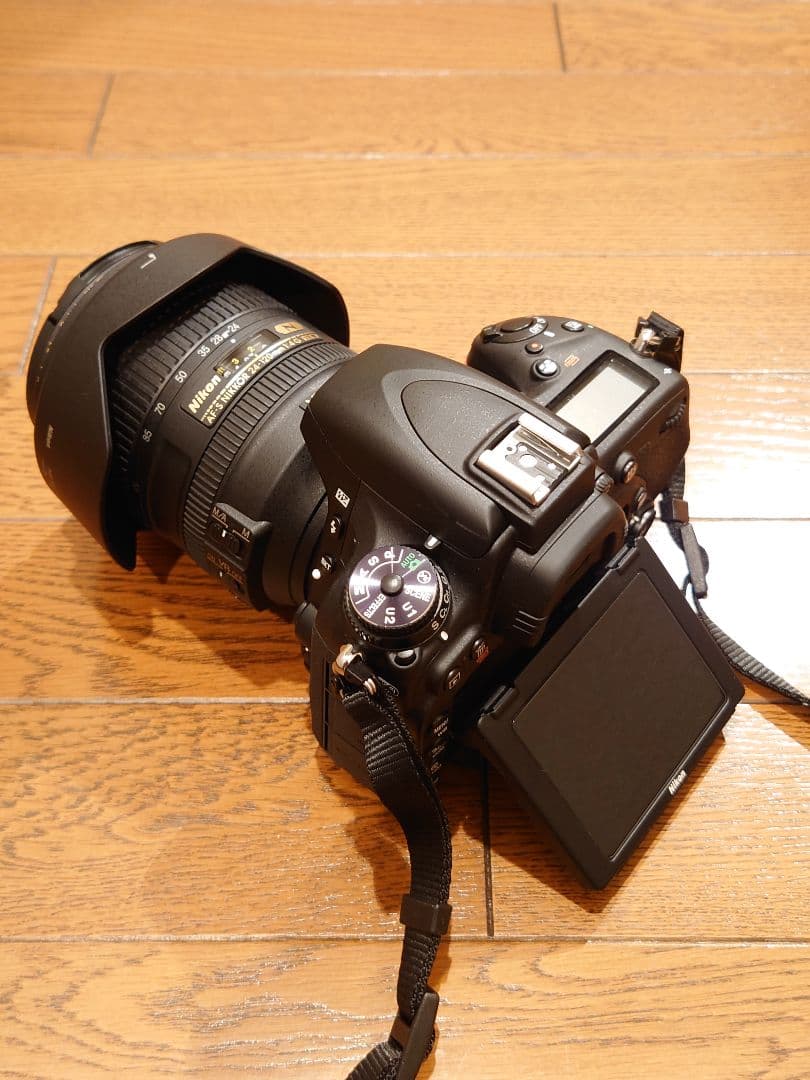 Nikon　D750　デジタル一眼レフカメラ　「ショット数　943枚」　極美品