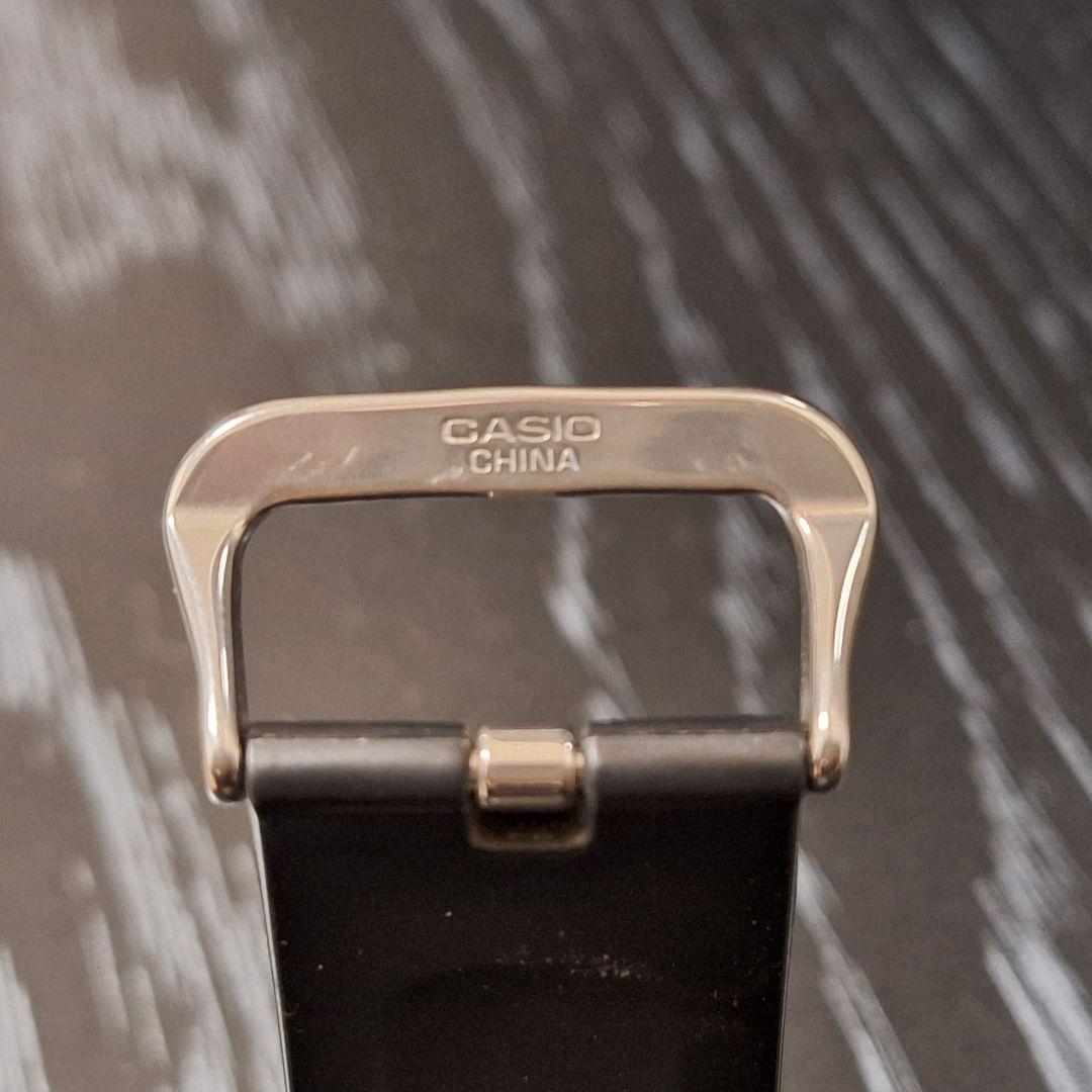 値下げいたしました❗♥️CASIO　G-SHOCK GST−B100-1AJF