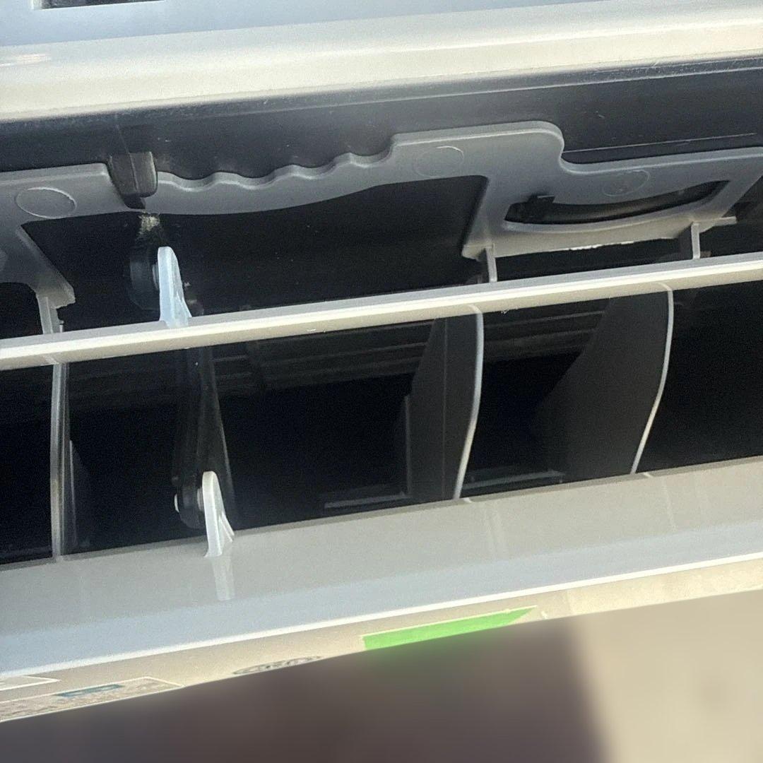 富士通 ルームエアコン AS-V22H-W 主に6畳用