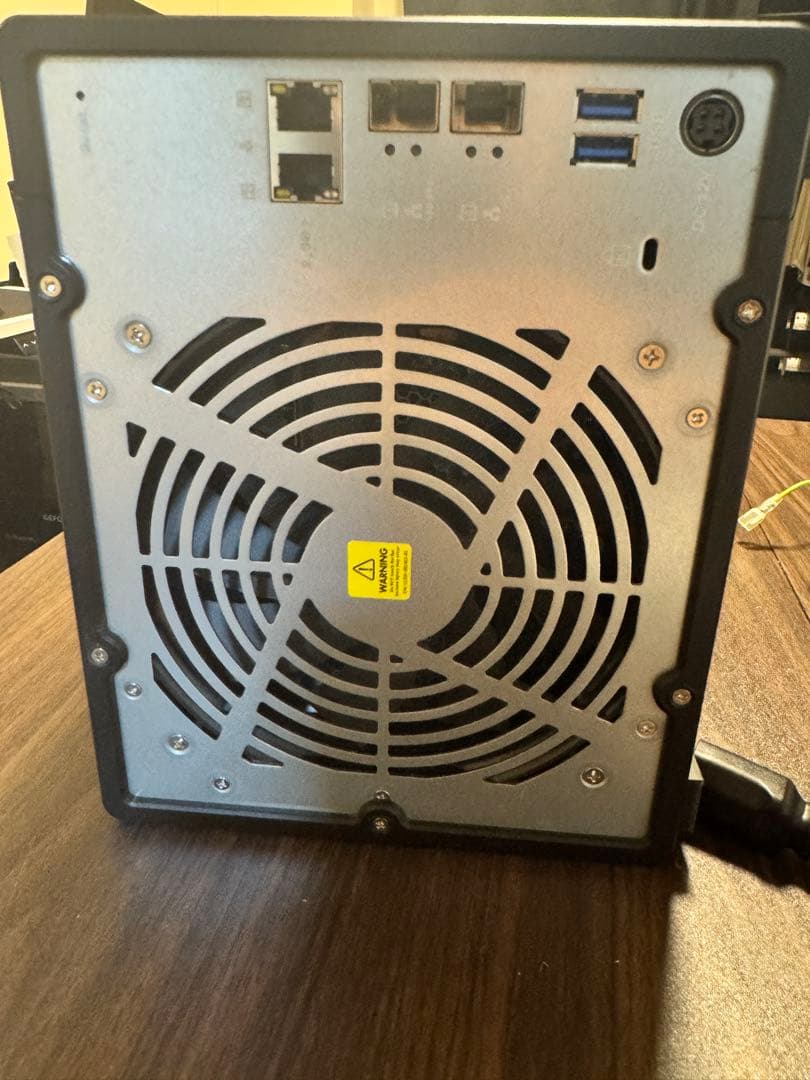 四*K様 QNAP TS-932PX NAS 16GB RAM 増設済み 美品