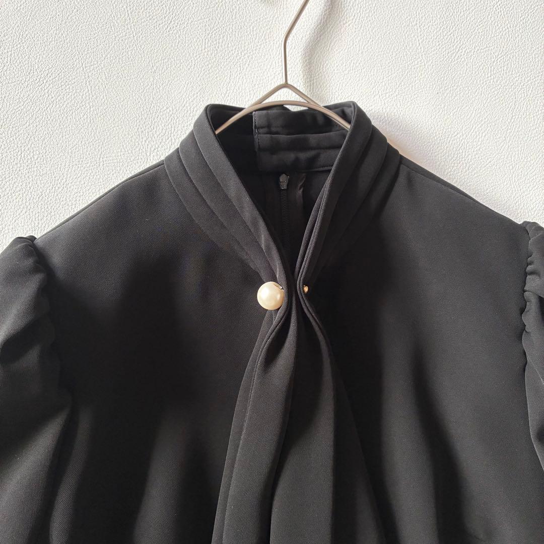 ボーダーズアットバルコニー　パールボウタイ ブラウス　ブラック　36