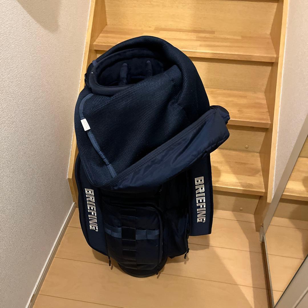 ブリーフィングゴルフバック