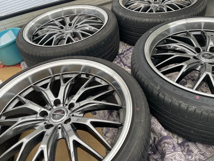 cobraページ4本245/35/21