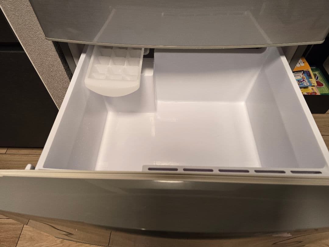 冷蔵庫AQUA AQR-271D(S) 272L 2015年製