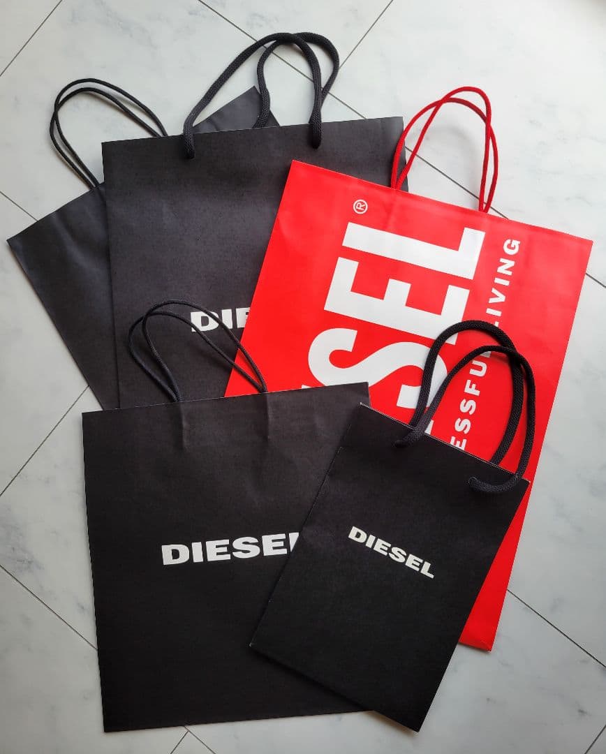 【美品】ブランドショッパーセット CHANEL Ferragamo DIESEL