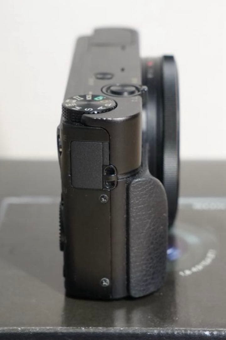 イ*N様 完動品　SONY Cyber−Shot RX DSC-RX100