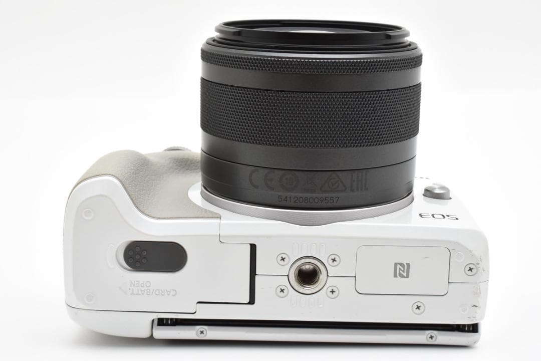 ■美品■Canon EOS M3 標準レンズキット