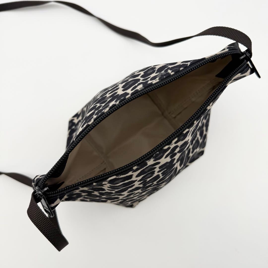 エルベシャプリエ 2885F 舟型ショルダーバッグ Sパンサーブラン ヒョウ