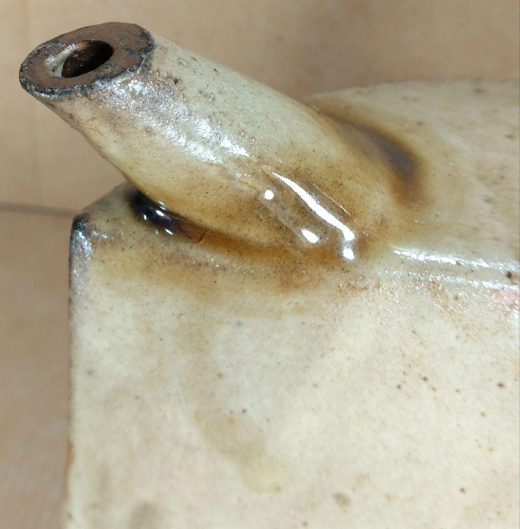 本人肉筆共箱【本物保証】金城次郎 海老魚文抱瓶 共箱 栞 壷屋焼 人間国宝 無傷