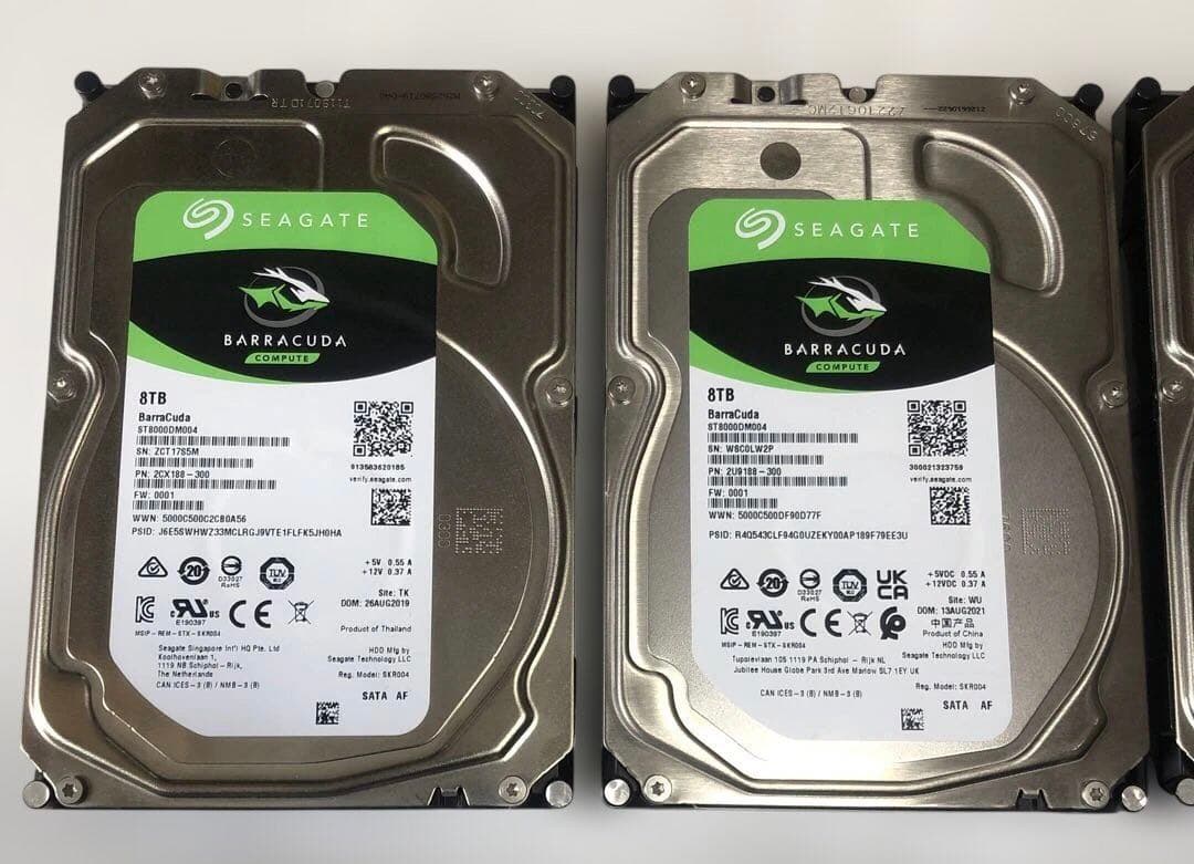 SEAGATE　BARRACUDA　８TB　HDD　3個