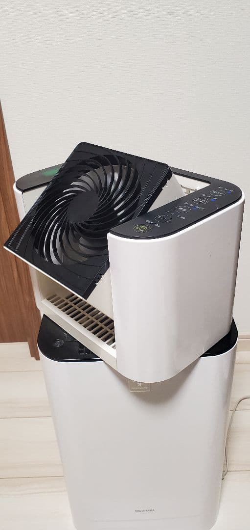 【花粉時の室内干しに最適】アイリスオーヤマ除湿機IJD-I50-W 2021年製
