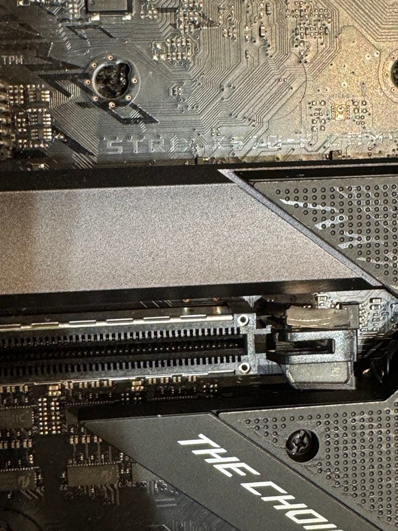 ROG STRIX X570-F GAMING マザーボード