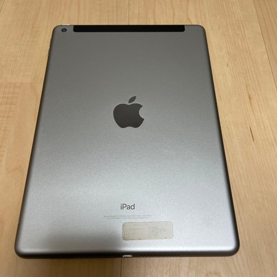 Apple iPad（Wi-Fi+cellularモデル）128GB シルバー