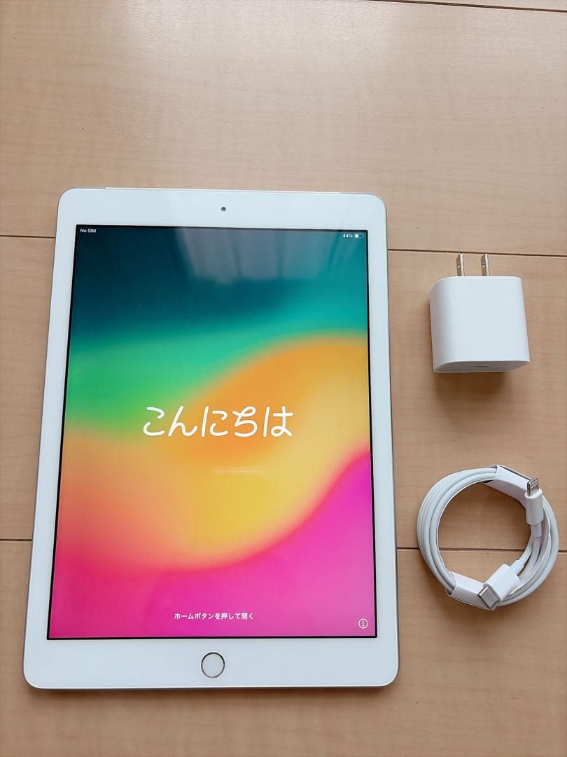 【美品】iPad (第６世代) wifiモデル32GB バッテリー98%