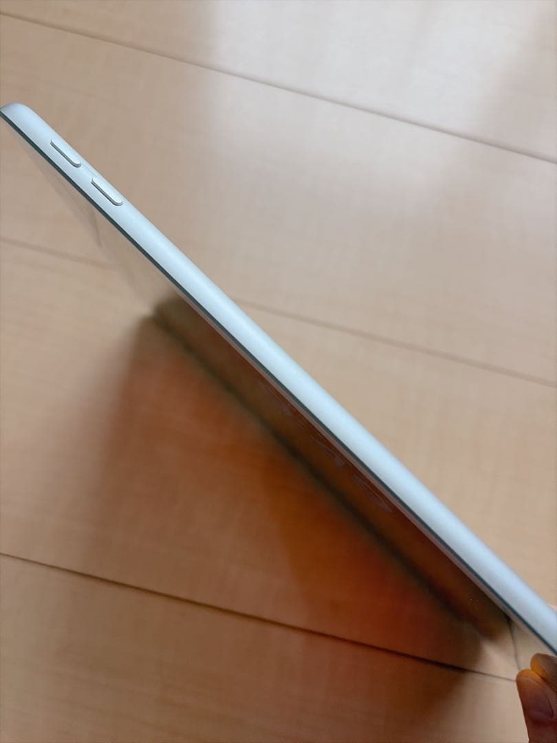 【美品】iPad (第６世代) wifiモデル32GB バッテリー98%