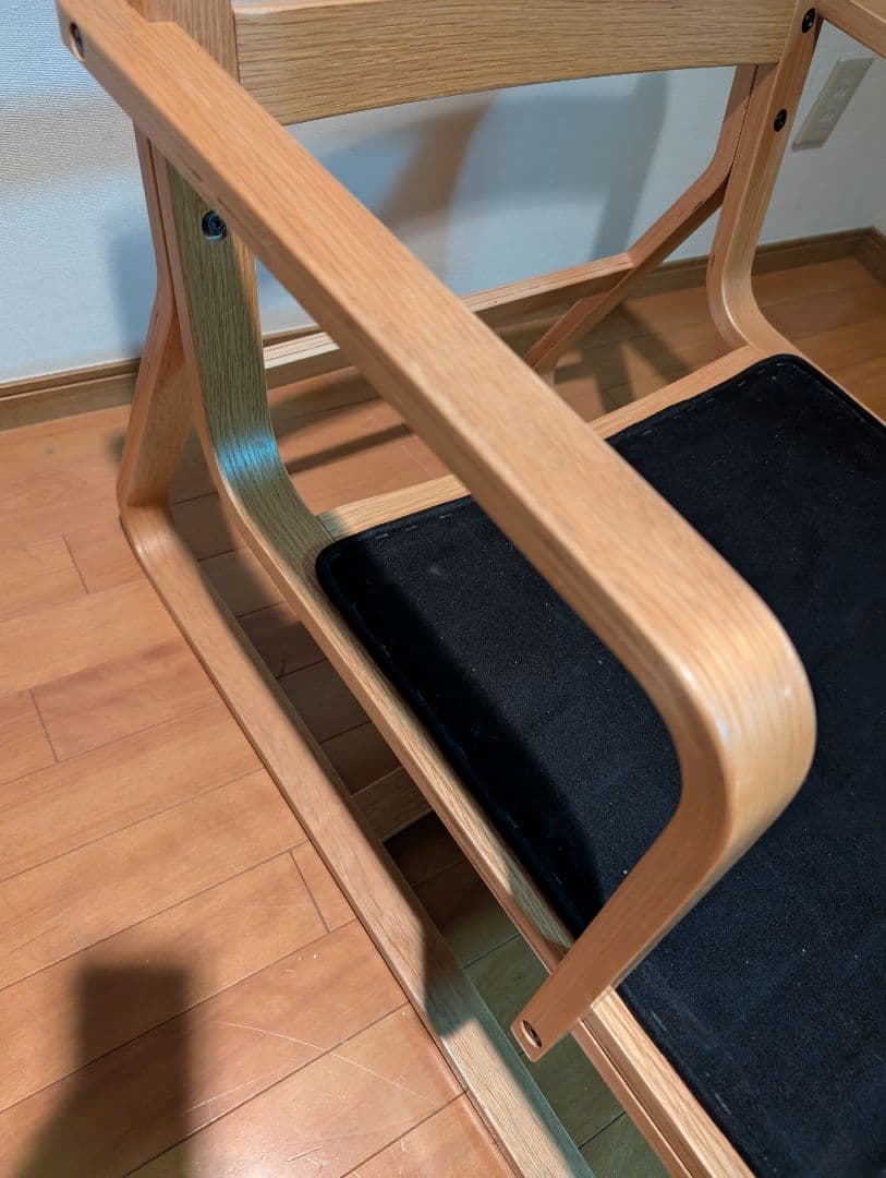 《送料込》無印良品リビングでもダイニングでもつかえるソファチェア アーム 椅子