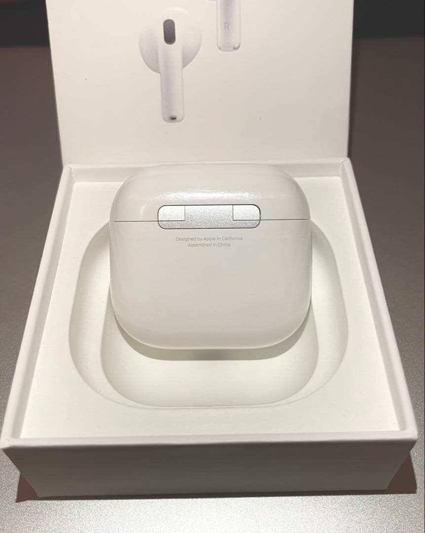 Apple AirPods 4世代　ANC搭載モデル　ノイキャン対応　本体セット