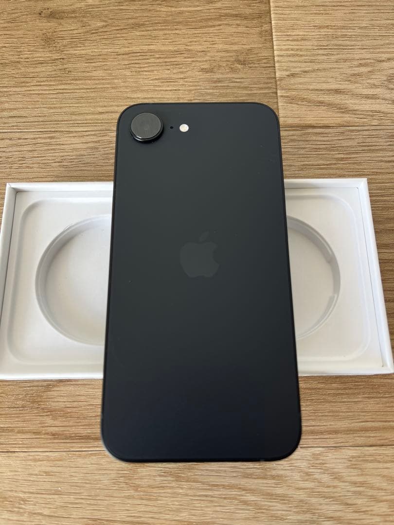 iPhone16e 128GB ブラック 本体