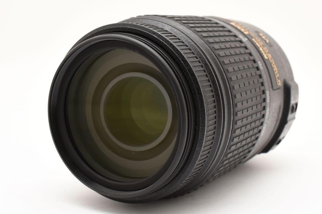 美品Nikon AF-S DX55-300mm F/4.5-5.6G ED VR